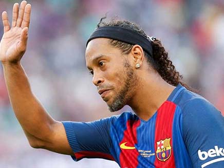 Ronaldinho Confirms His 'Maiden Visit' To Kolkata In Mid-October | Football News