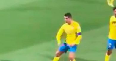 Watch: Cristiano Ronaldos Alleged Obscene Gesture After Lionel Messi Chants From Fans