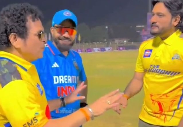 "Duplicate Premier League": 'Discussion' Between MS Dhoni, Virat Kohli, Sachin Tendulkar Look-Alikes Has Internet's Attention