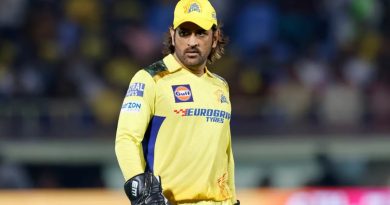 42 साल के MS Dhoni ने बनाया बड़ा रिकॉर्ड, ऐसा करने वाले दुनिया के पहले खिलाड़ी बने - India TV Hindi