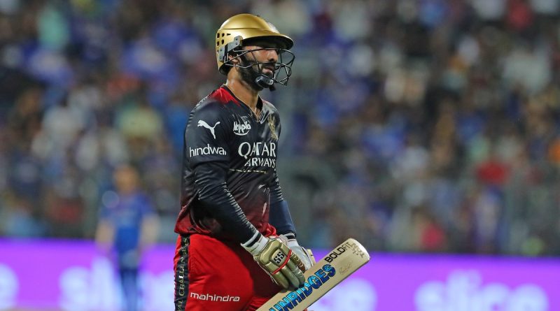 Dinesh Karthik Sets IPL Retirement Date, Report Says RCB Star To Quit After 2024 Season | Cricket News