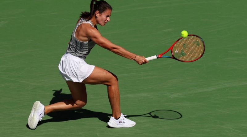 Emma Navarro Stuns Aryna Sabalenka At Indian Wells As Coco Gauff, Daniil Medvedev Advance | Tennis News