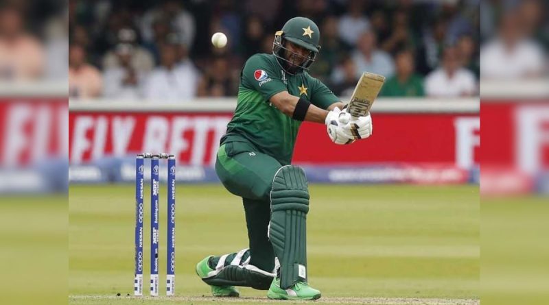 Imad Wasim Comes Out Of Retirement After Meeting PCB Officials, Available For T20 World Cup | Cricket News