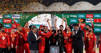 PSL 2024: इस्लामाबाद यूनाइटेड ने तीसरी बार जीती ट्रॉफी, रिजवान की धीमी बल्लेबाजी पड़ी मुल्तान सुल्तांस पर भारी - India TV Hindi