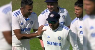 R Ashwin Turns Down Kuldeep Yadav's Selfless Request, Veteran Star's Gesture Wins Hearts. Watch | Cricket News