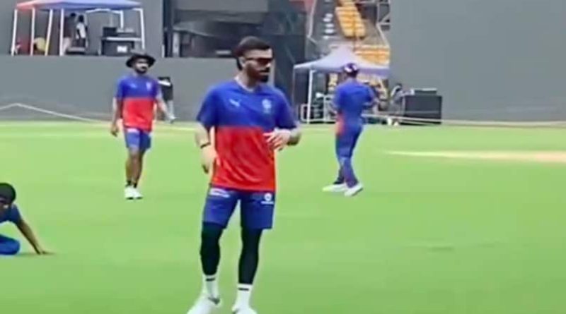 Watch: Kohli, Maxwell Show Off Their Football Skills Ahead Of IPL Opener