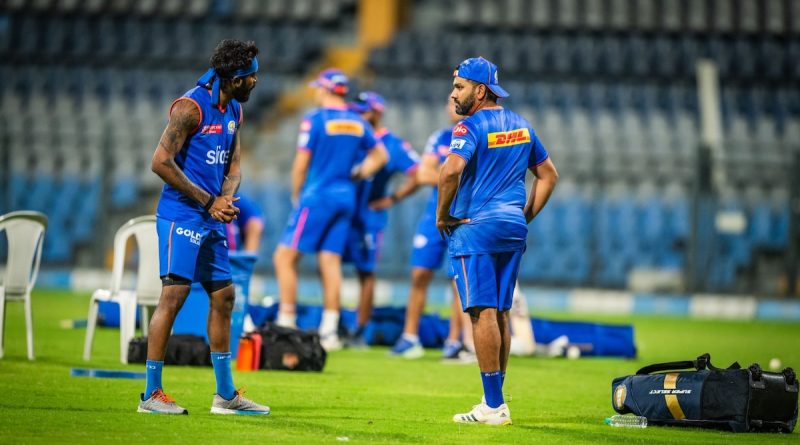 "Ensure That Rohit Sharma Is On Board": Australia Great Blasts Mumbai Indians' 'Succession Plan' | Cricket News