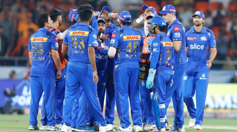 IPL 2024 से बाहर हुआ मुंबई इंडियंस का खिलाड़ी, रिप्लेसमेंट का हुआ ऐलान; टीम में बदलाव - India TV Hindi