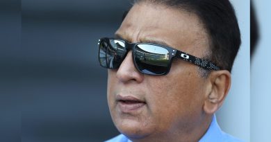 "Naam Bade Darshan Chote": Sunil Gavaskar's No Holds Barred Take On Off Colour RCB Star | Cricket News