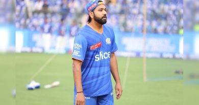 "What Wrong Has Rohit Sharma Done?": Navjot Singh Sidhu Rips Into Mumbai Indians | Cricket News