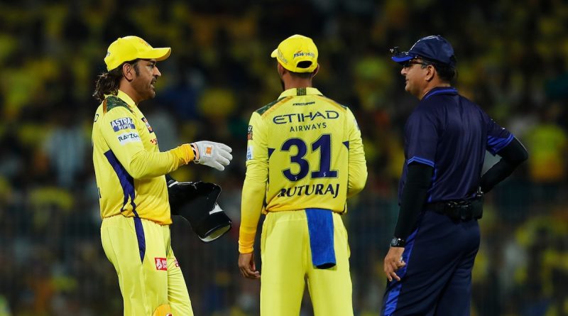 Why MS Dhoni Handed Over CSK Captaincy To Ruturaj Gaikwad? Ravi Shastri Decodes Move | Cricket News