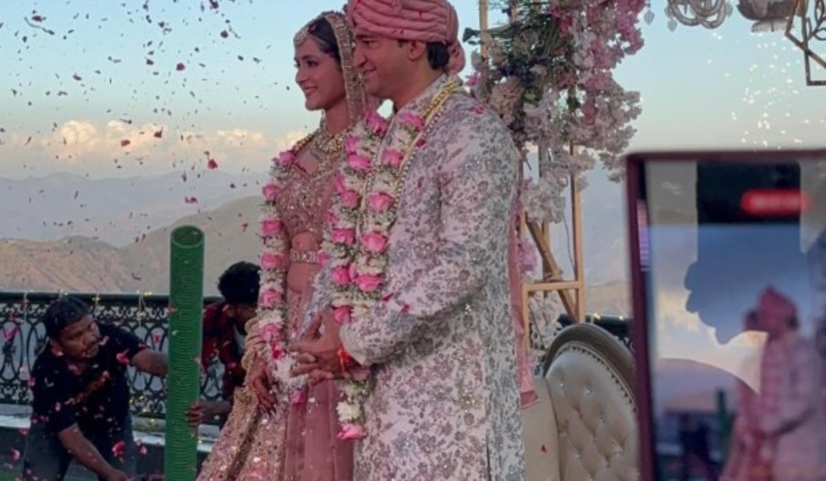 ‘लव आज कल’ की एक्ट्रेस ने रचाई शादी, गुलाबी जोड़े में दुल्हनिया को देखते रह गए पति – India TV Hindi